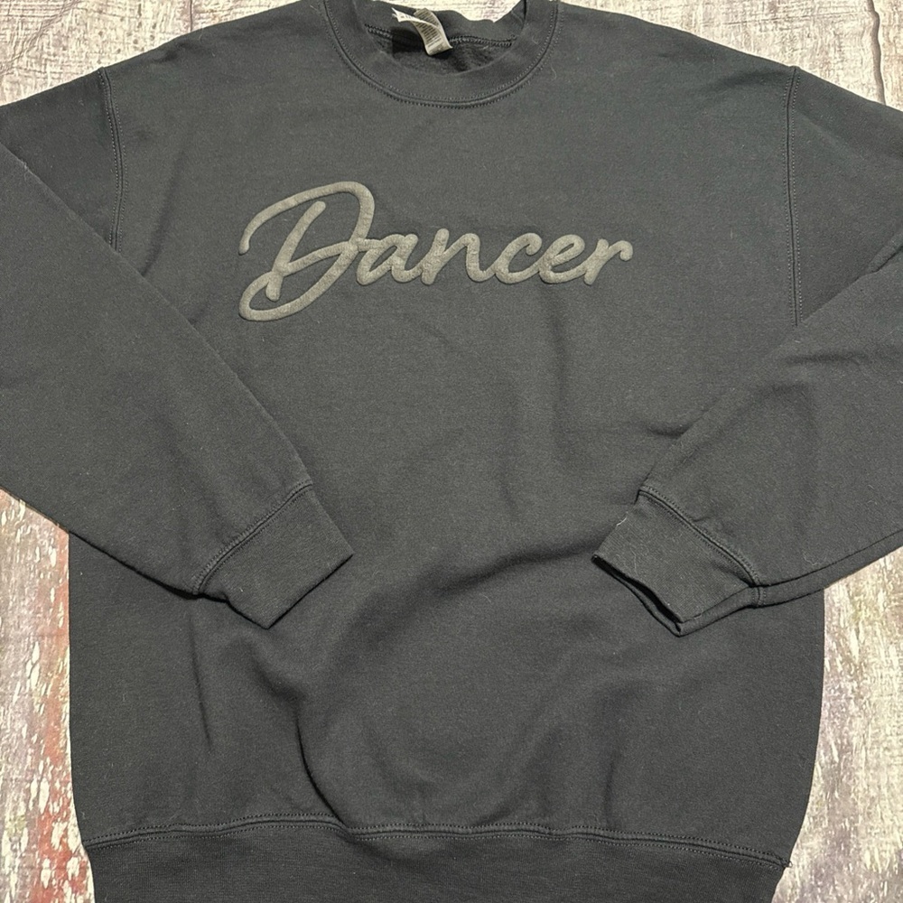 2/15 Gildan Black 'Dancer' Script Sweatshirt - Picture 3 of 7